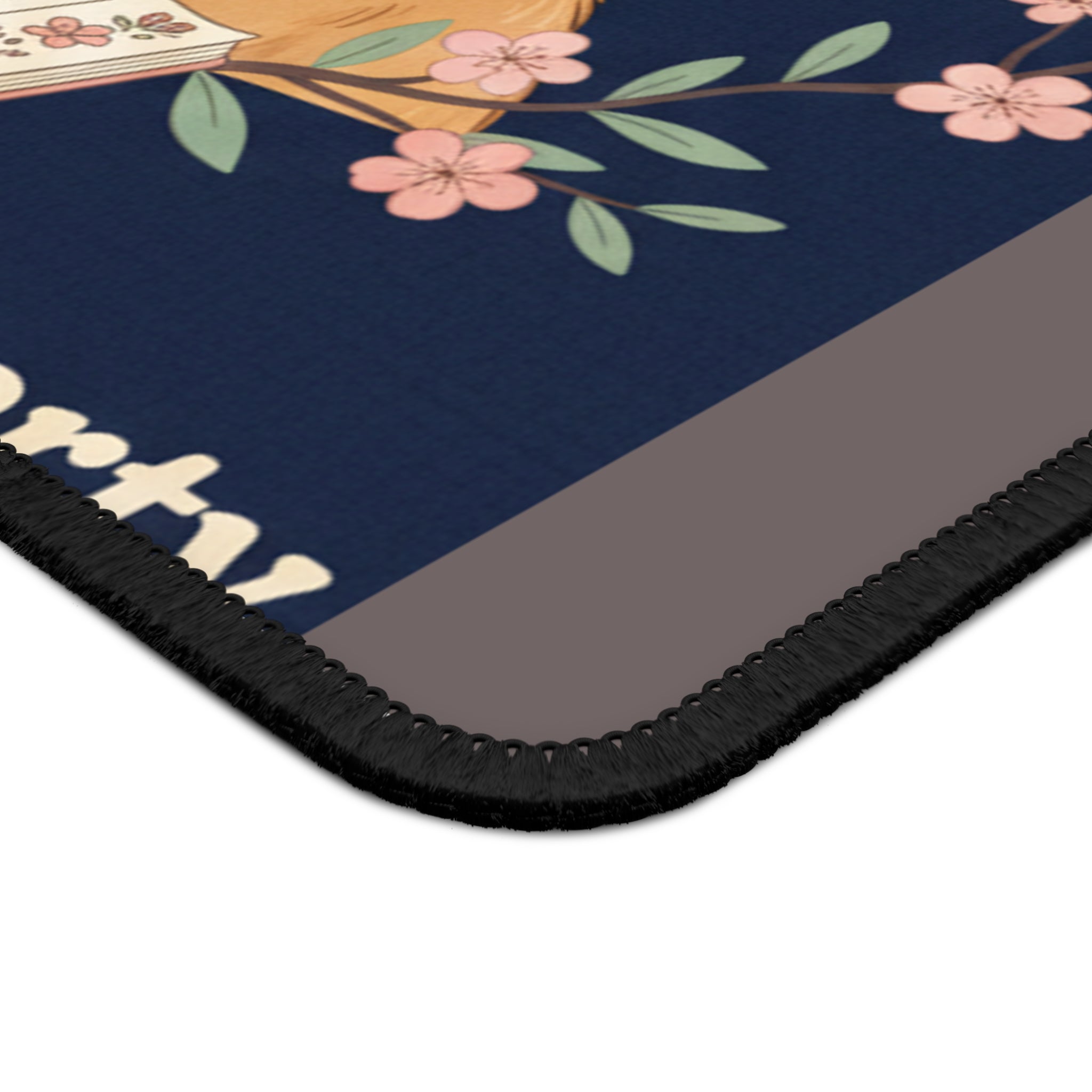 Golden Retriever Mouse Pad – Bloom With Grace