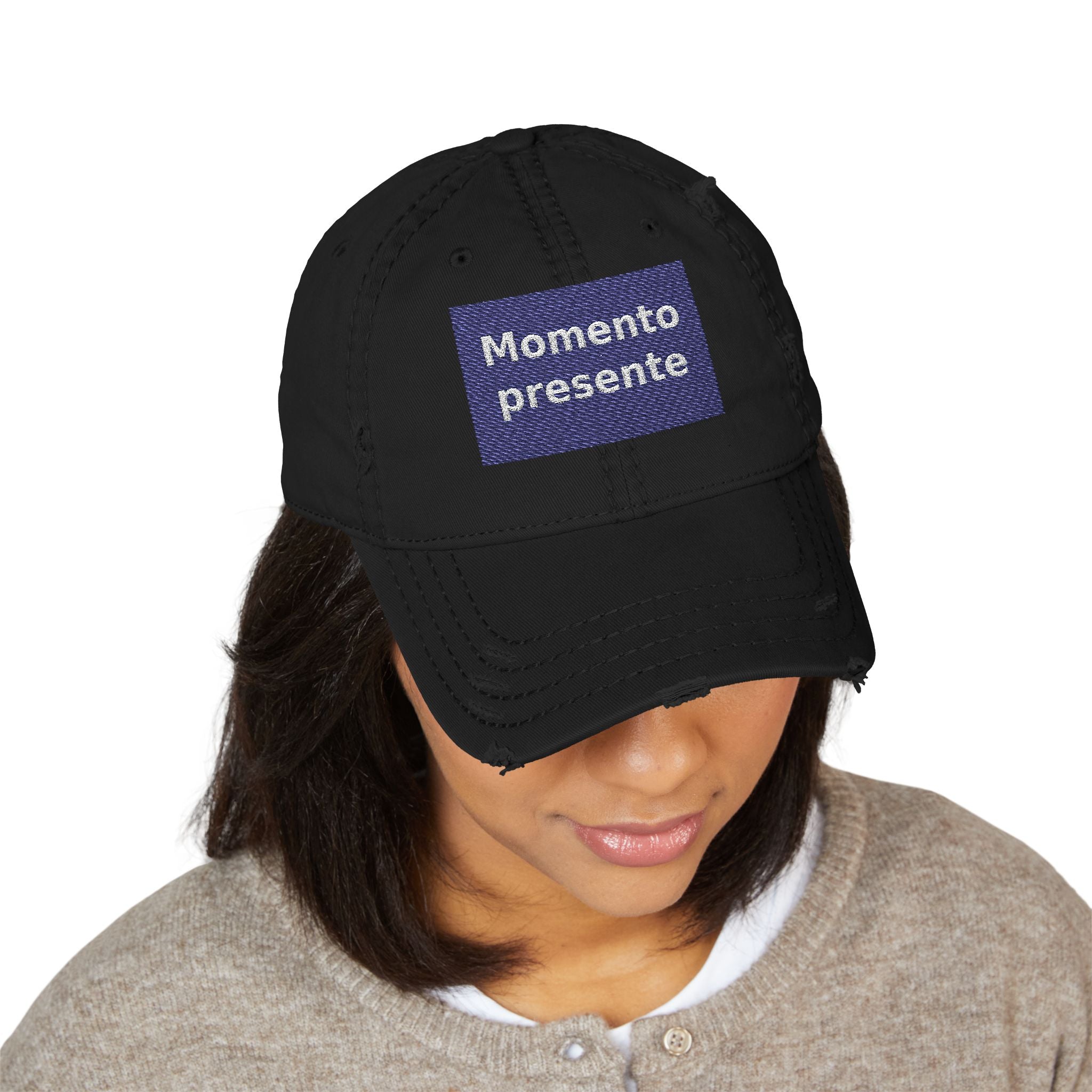 "Momento presente" Black Cat Dad Hat | College Girl Gift | Fashion | KayKay Classics