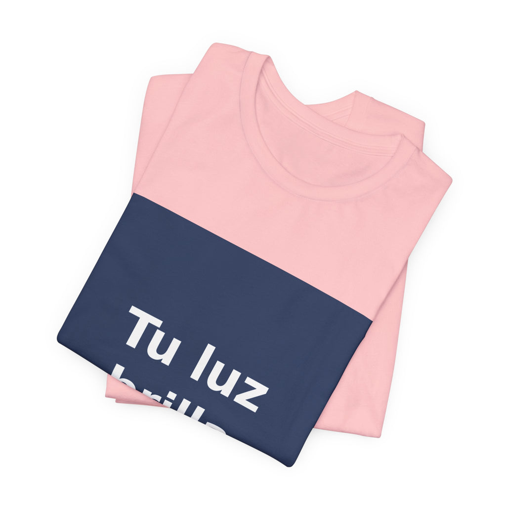 "Tu luz brilla" Black Cat Women Tee | College Girl Gift | Fashion | KayKay Classics