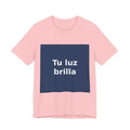 "Tu luz brilla" Black Cat Women Tee | College Girl Gift | Fashion | KayKay Classics