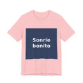 "Sonríe bonito" Black Cat Women Tee | College Girl Gift | Fashion | KayKay Classics