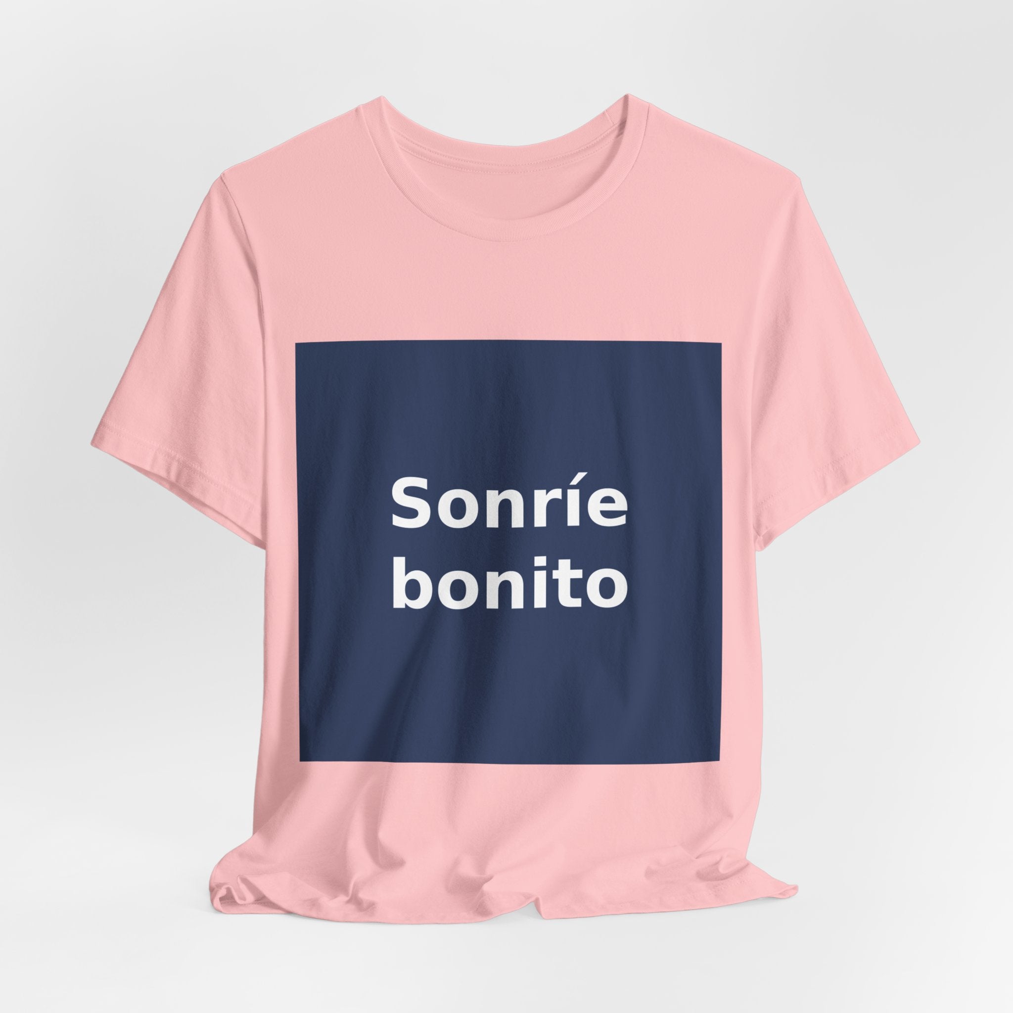 "Sonríe bonito" Black Cat Women Tee | College Girl Gift | Fashion | KayKay Classics