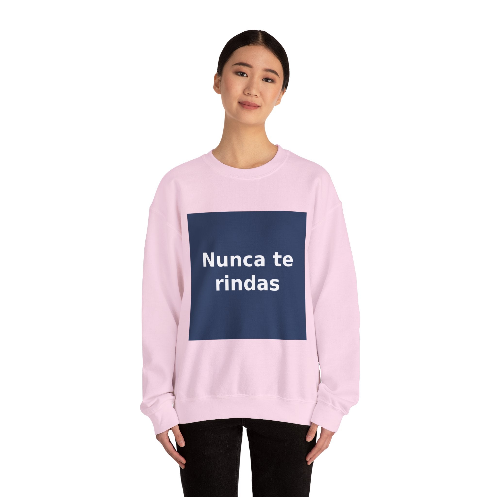 "Nunca te rindas" Black Cat Crewneck | College Girl Gift | Fashion | KayKay Classics